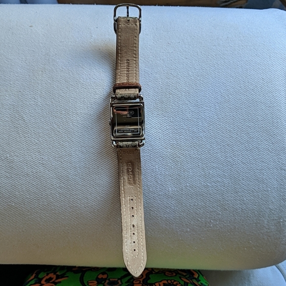 Coach Watch - Picture 4 of 5